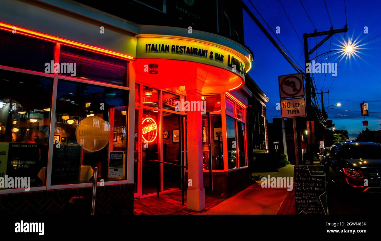 DARIEN, CT, USA OCTOBER 2, 2021 Louie`s Italian restaurant located